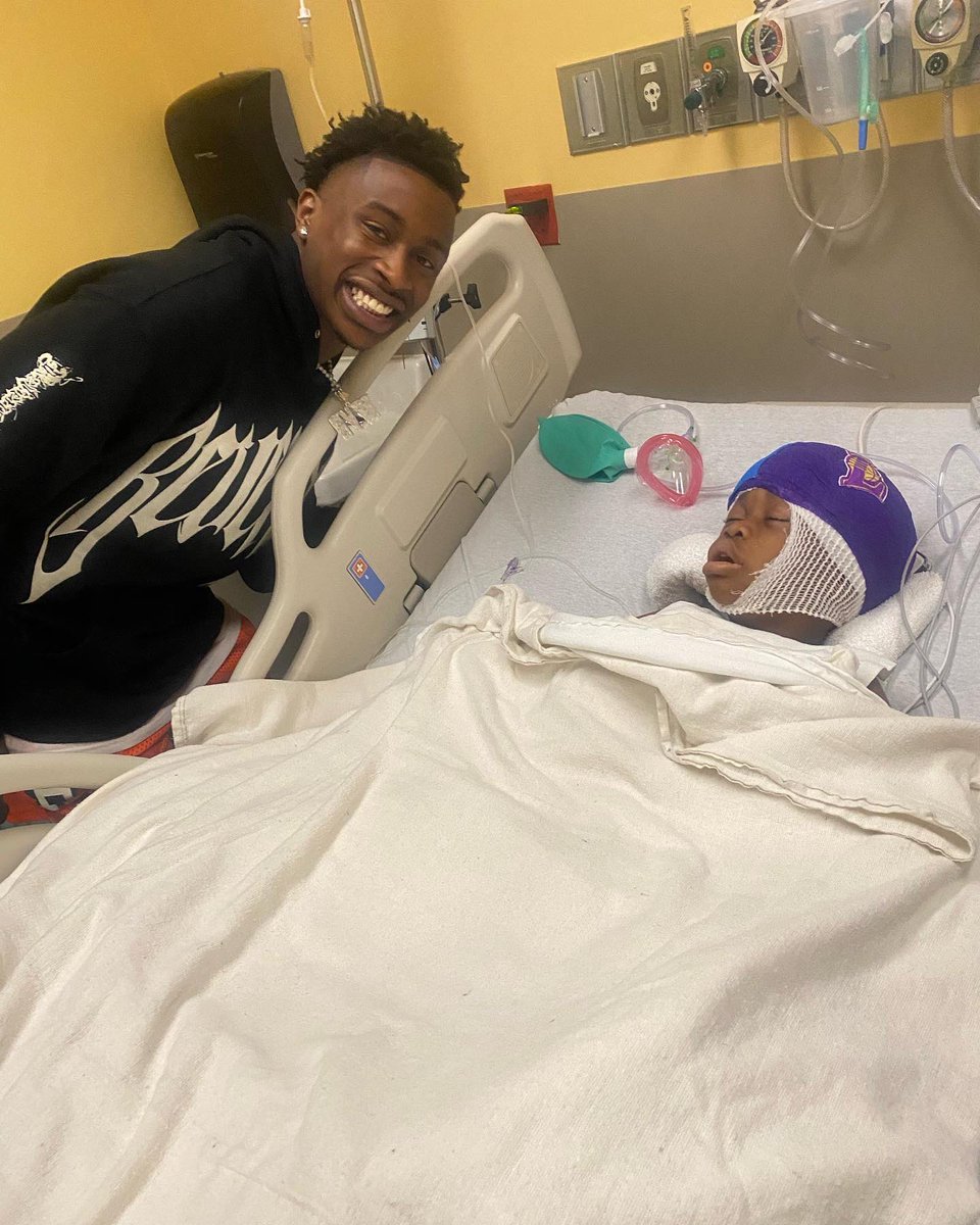 Davonte Davis⁉️ tweet media