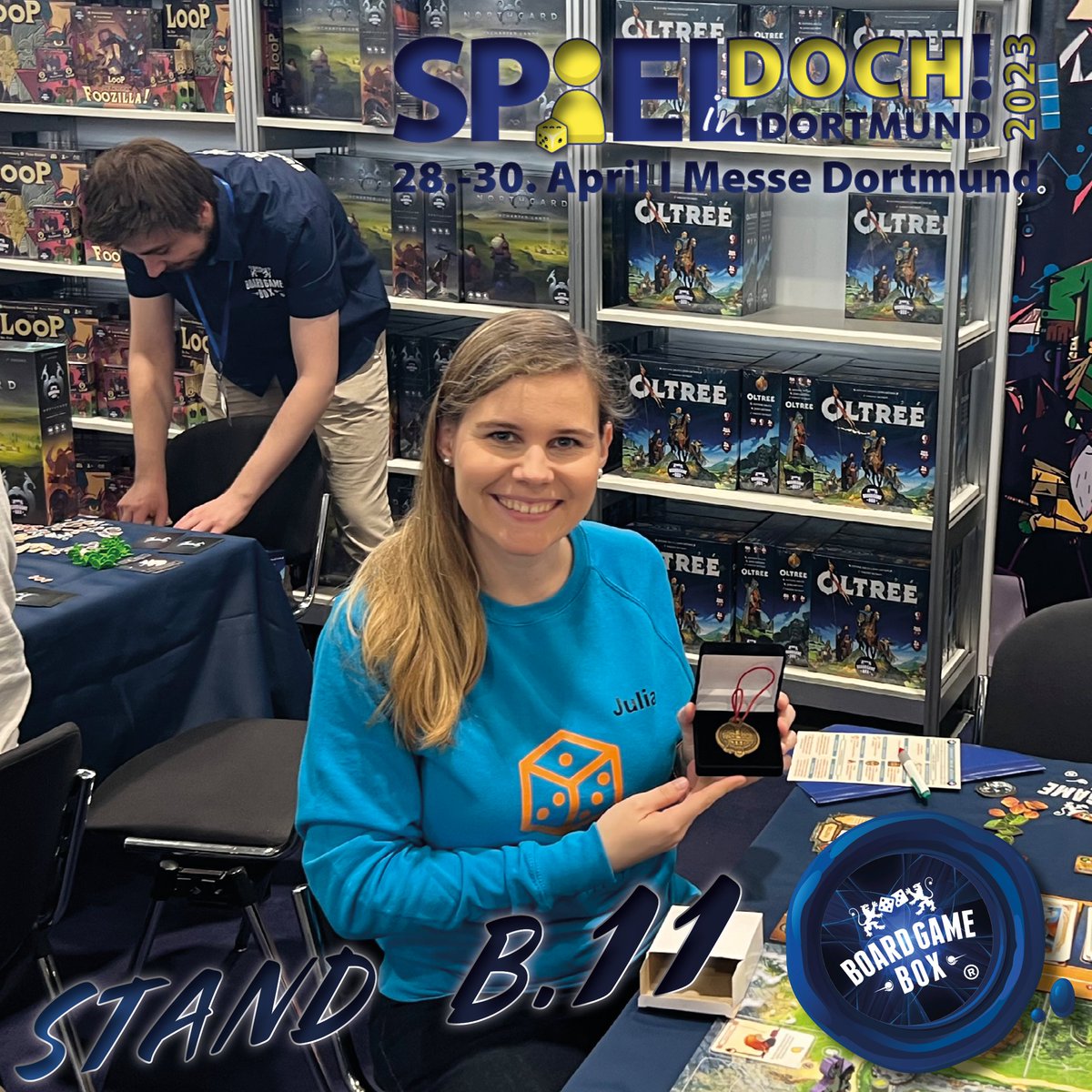 BoardGameBox's tweet photo. Herzlichen Glückwunsch, Julia! Wir konnten dir eine Medaille an der Spiel doch! verleihen. Jeden Tag haben alle die Chance, diese Medaille zu gewinnen, indem die richtige Karte in #Oltréé bei uns am Stand erfolgreich abgehandelt wird. #OltrééMedaille #spielmesse #event #gewinn https://t.co/LYYfIOdH3w