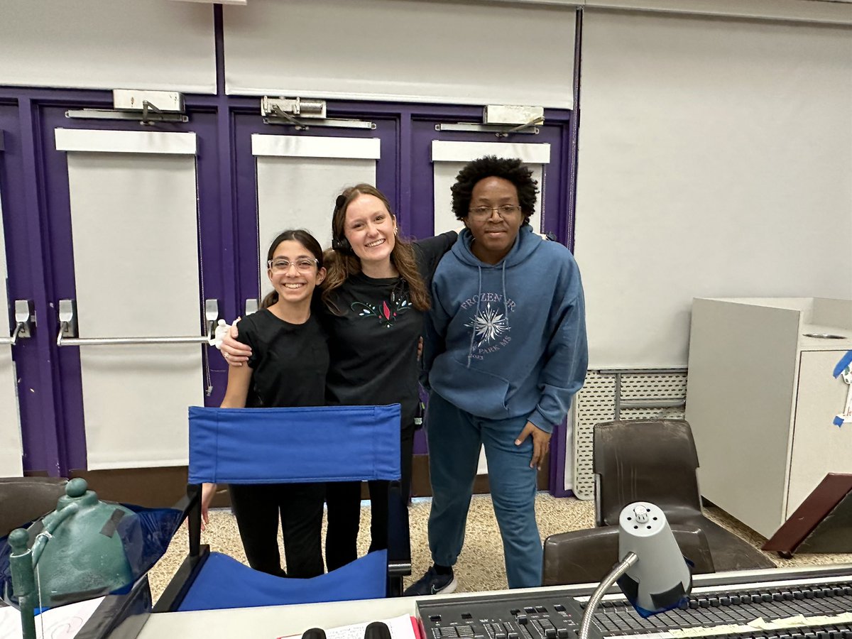 Outstanding performance of Frozen Jr. by the BPMS Drama Club.  Congratulations <a href="/msheldbpms/">Jordan Held</a> and students.  ☃️❄️.