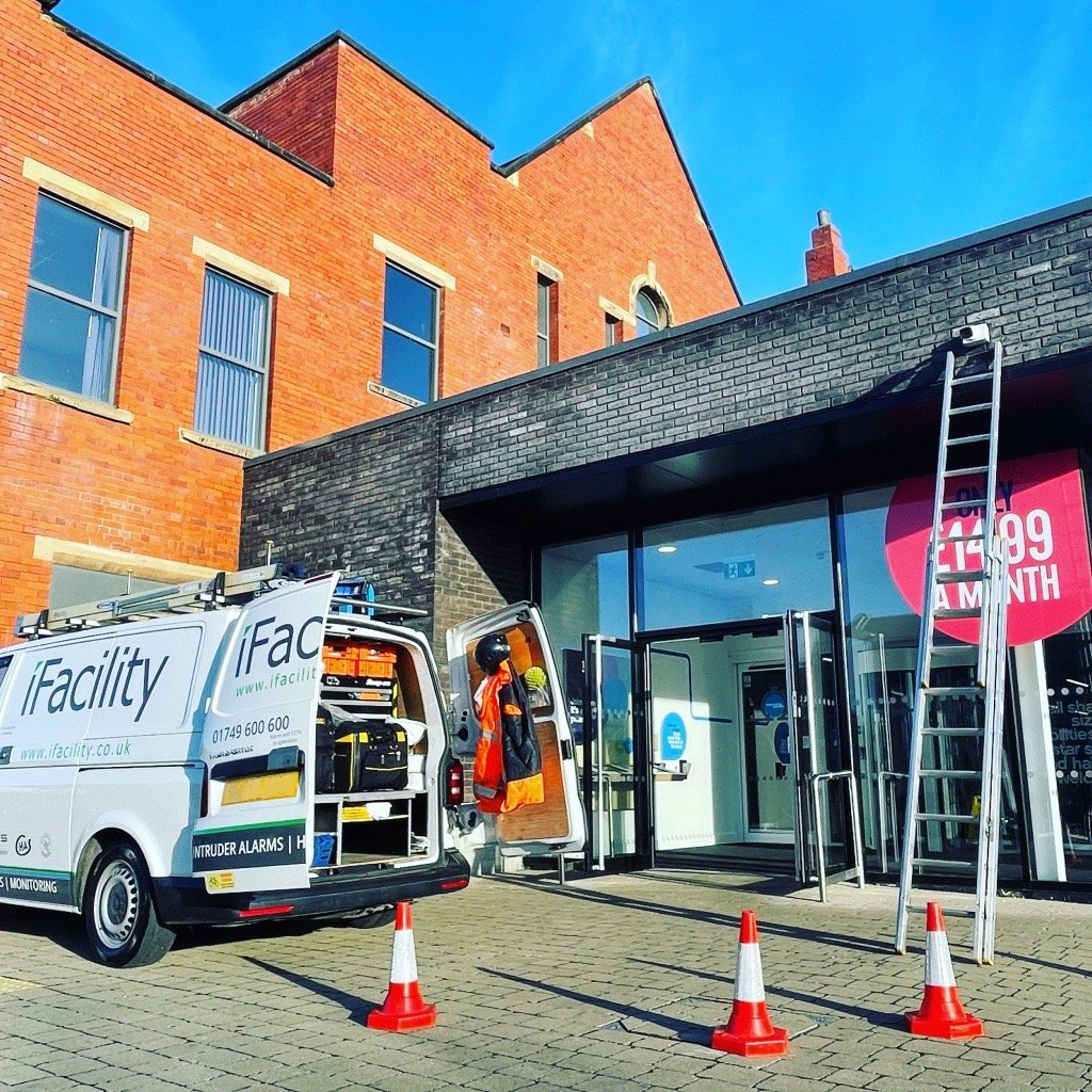 ifacility's tweet photo. We're taking a moment to enjoy the sun on the run-up to the bank holiday weekend!  Another CCTV / Intruder Alarm Installation project was brought to completion. Why not drop us a like, follow, and share! https://t.co/wdnx8hsqJb  #securitycameras #alarm #alarmresponse
#monitoring https://t.co/P8CLPne1cC