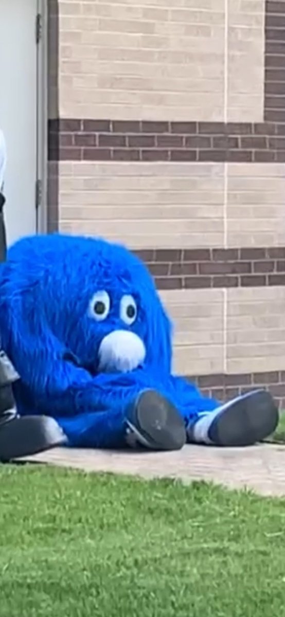 Accurate representation of every XU student getting ready for finals😣