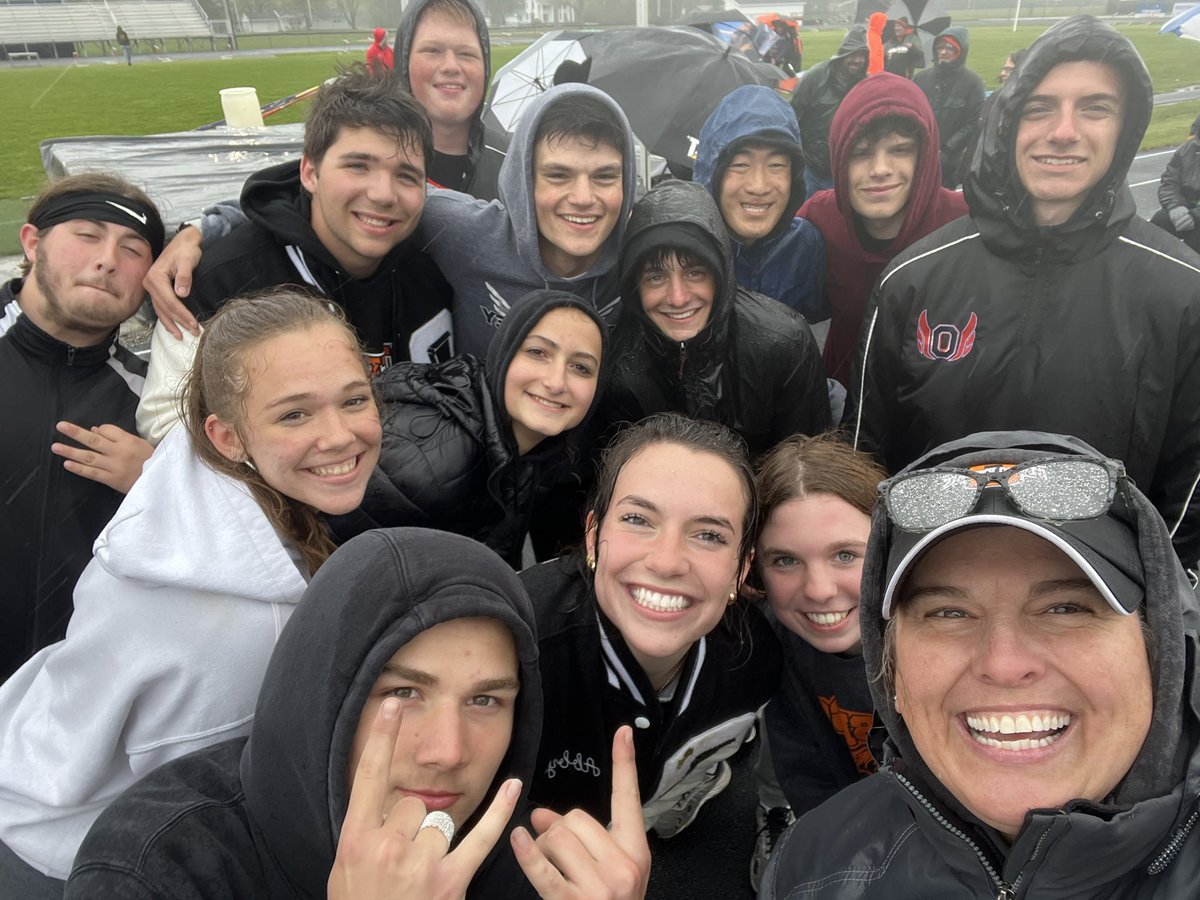 OtsegoSportsMed's tweet photo. Is a track meet really a track meet if it’s not raining?!? I present to you the #SeniorNightSelfie with the seniors of @OtsegoKnightsTF! #drenched #OtsegoKnights #RunFast #ThrowFar #JumpHigh #JumpFar https://t.co/Wyvp1HI4mX