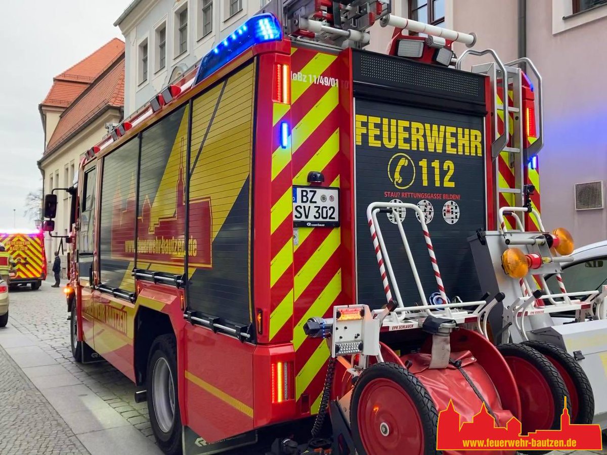 ➕Brandmeldeanlage eingelaufen ➕

28.04.2023, 17.54 Uhr
B2 BMA 
Verwaltungsgebäude
Reichenstraße
Innenstadt-Bautzen 

Alarmierte Kräfte:
BF Bautzen 
FF Bautzen-Mitte 
FF Stiebitz 
Kreisbrandmeister 

#imEinsatzfuerBautzen