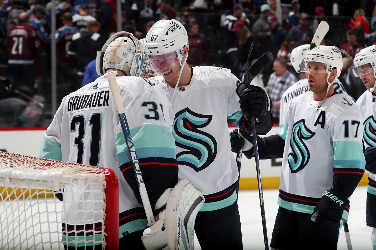 FOUR elimination games on the slate tonight 👀

Who will be advancing to Round 2 tonight? 🤔