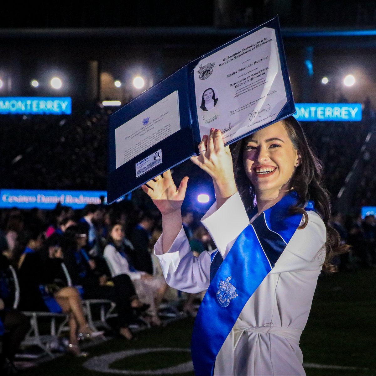 ConectaTECmx's tweet photo. ¿Eres @EXATEC? En este hilo te contamos los beneficios de haber formado parte del @TecdeMonterrey 👇 https://t.co/b8DVJtR4Qs