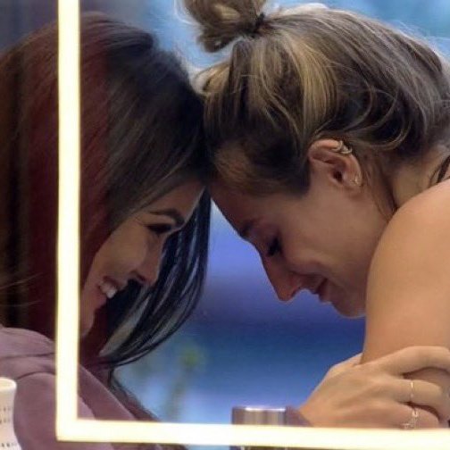 carioca_leonina's tweet photo. Imagina não poder AMAR essas meninas porque não é conveniente para a lacração seletiva? Amadas sim, Queridas sim, Fenômenos sim, Pós de Milhões sim. Pronto, falei. ❤️ #BBB23 #Deserto #Brulari #Lamanda #Bruline #Brumanda https://t.co/HIWB8UjQfC