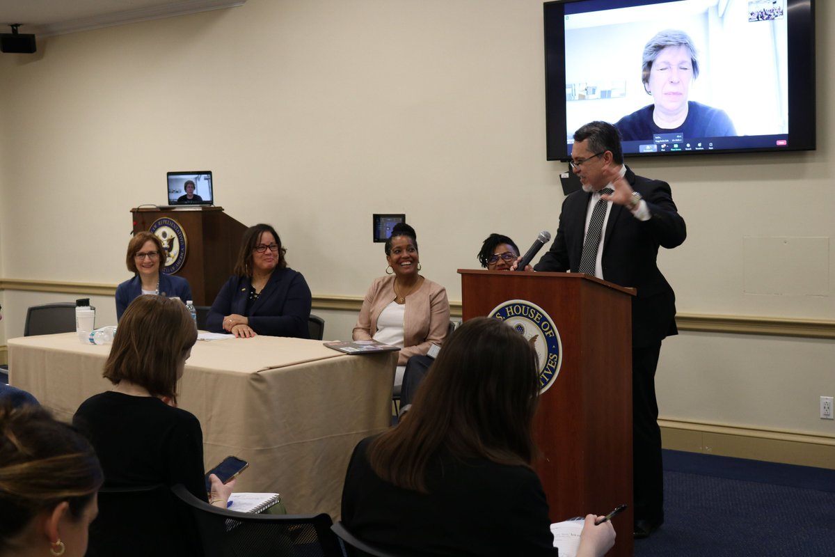 RepBonamici's tweet photo. Thank you to everyone who joined me for a briefing on my Bill of Rights #ForStudentsAndParents. We had a thoughtful discussion with expert education leaders about the power of authentic parental involvement &amp; how we can have public schools where every student can succeed. https://t.co/EyxYiQsts7