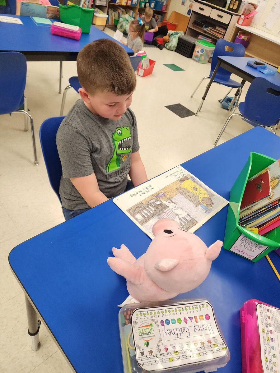 Reading with a friend, is the best way to read! #werprexies #gwproud #firstgrade