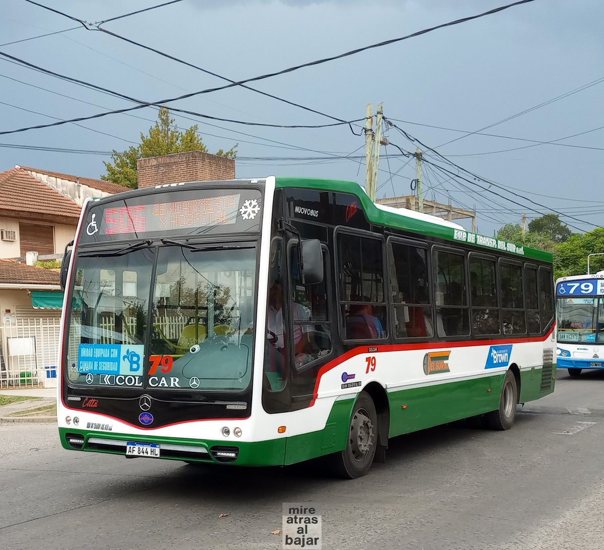 AtrasMire's tweet photo. Por siniestro en Mitre y Somellera no llegan los colectivos a la estación Adrogué.

Desvíos por unas horas más que afecta a #Linea384 (ida y vuelta) #Linea406 (a San Justo / Ramos Mejía) #Linea505 #Linea506 #Linea514 (a Carlan) https://t.co/XFTbG9zJSf