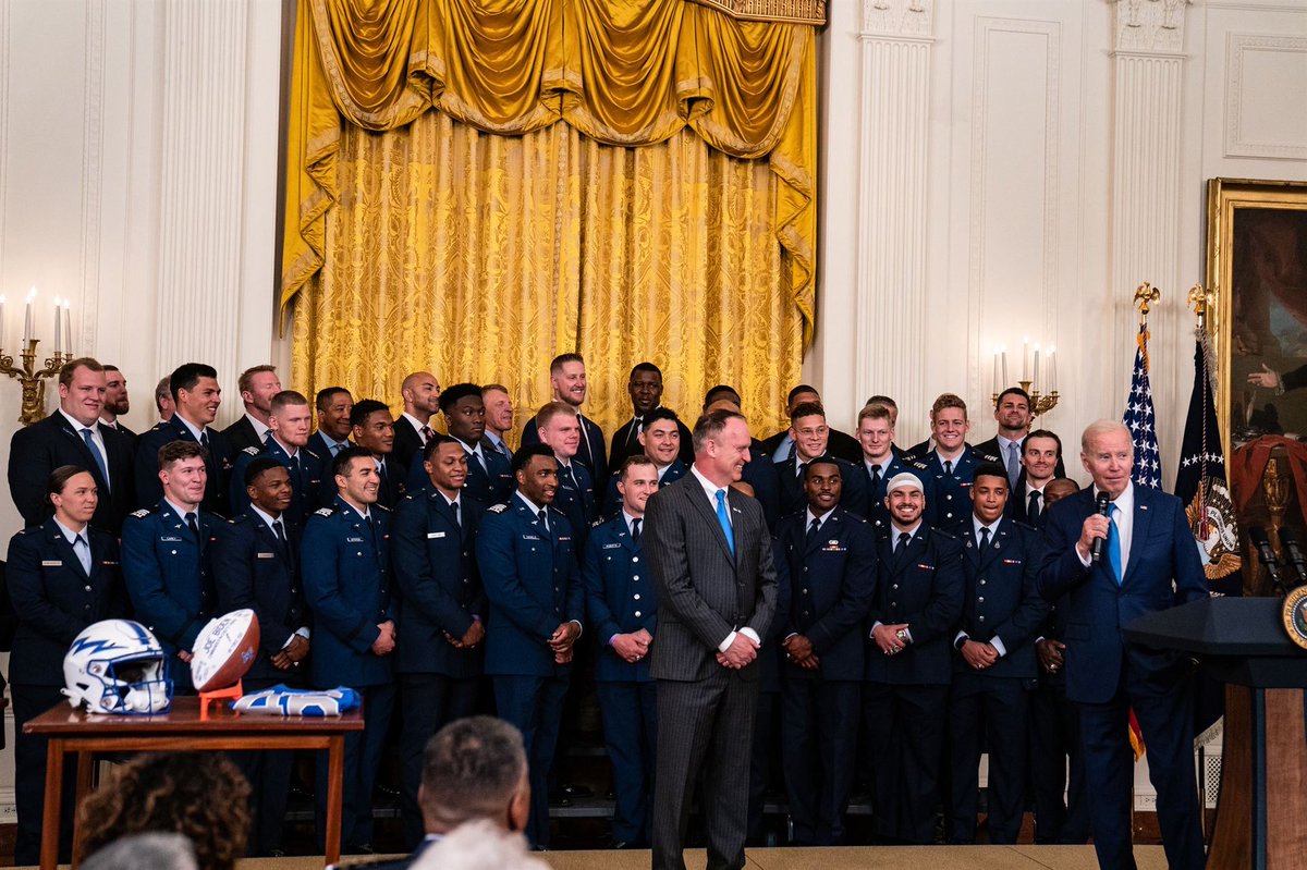 Want to know what sports team as been to the White House the most in history? I will give you a hint 😉. Thank you to <a href="/POTUS/">President Donald J. Trump</a> and the entire White House staff for an unbelievable experience ! #CICCHAMPS #21