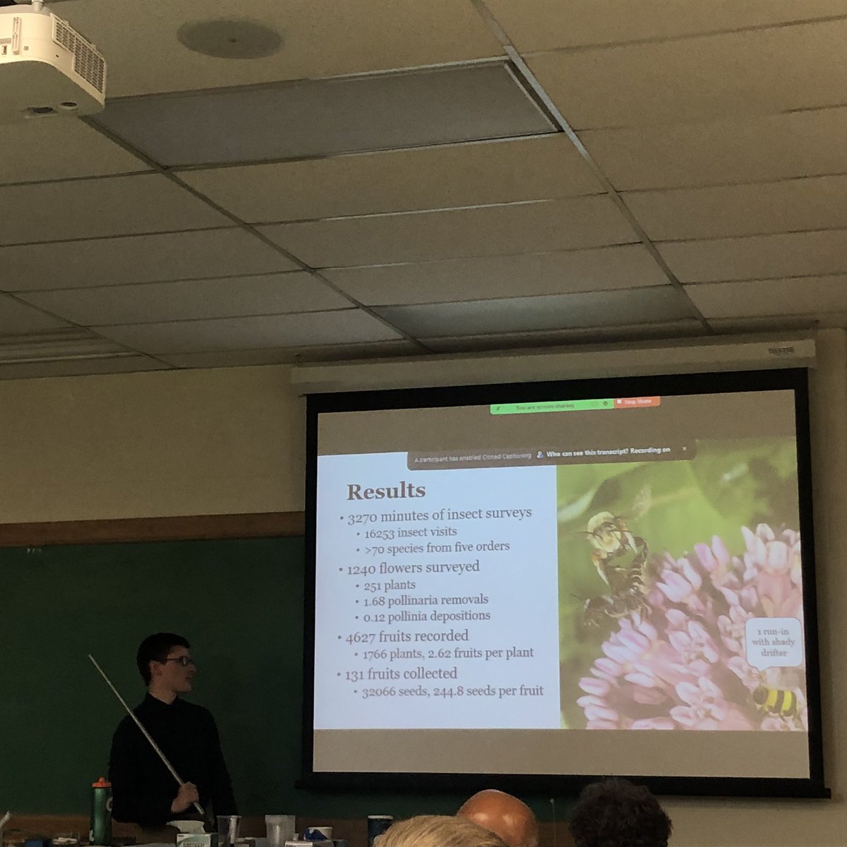ArceoGomezG's tweet photo. Big congrats to @David26350215 for his amazing thesis defense! Effects of #urbanization on #milkweed #pollination https://t.co/xQwvqDc7wN