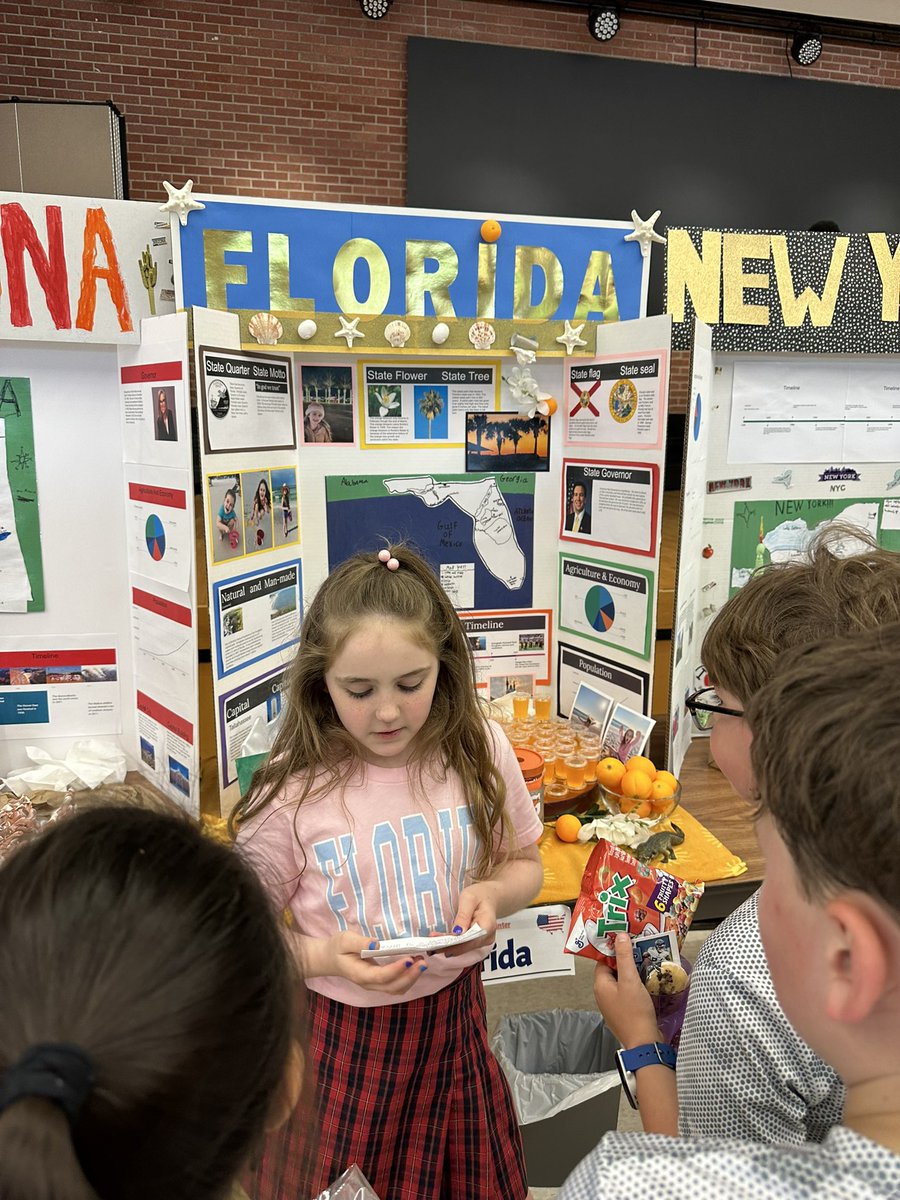 mpowell_gses's tweet photo. Sou proud of these 3rd grade friends and their States Fair projects. They did an AMAZING job!! @gsesdallas https://t.co/Dh9zkPIbOQ