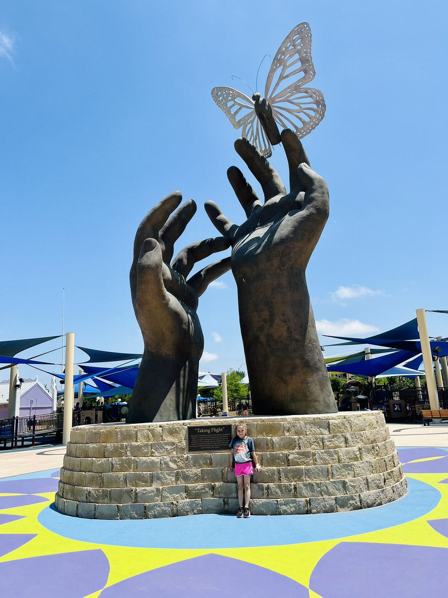 Beautiful day <a href="/MorgansWndrlnd/">Morgan's Wonderland</a> with <a href="/ElemGonzalesNow/">Gonzales Elementary</a>!