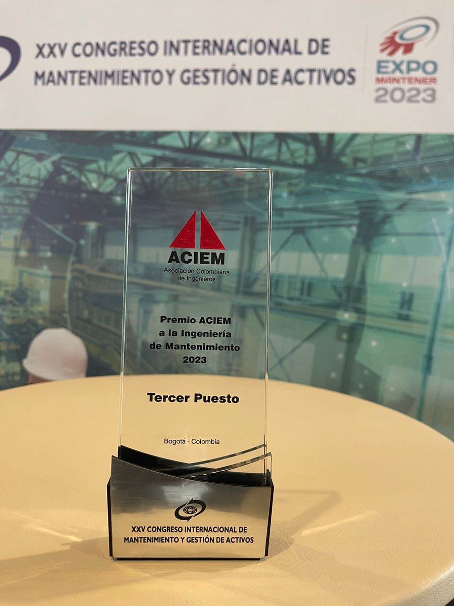 Promisoloficial's tweet photo. ¡ORGULLO PROMISOL!👏👏
En el XXV Congreso Internacional de Mantenimiento y Gestión de Activos- #CIMGA2023, fuimos reconocidos con el tercer puesto del premio @ACIEM_Oficial a la Ingeniería de Mantenimiento 2023. https://t.co/vcmjGyPLAi