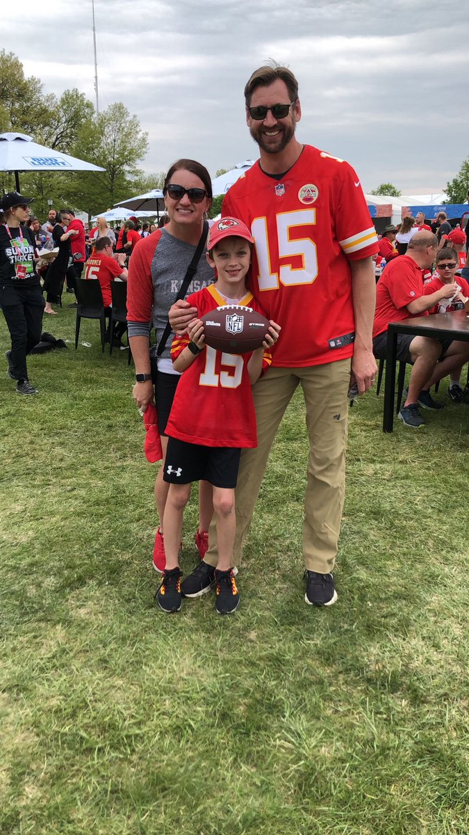 NFLGreen's tweet photo. Jaxon received a Wilson Gen Green football at the NFL Draft for being a recycling champion
@WilsonFootball https://t.co/q8f7lE57jY