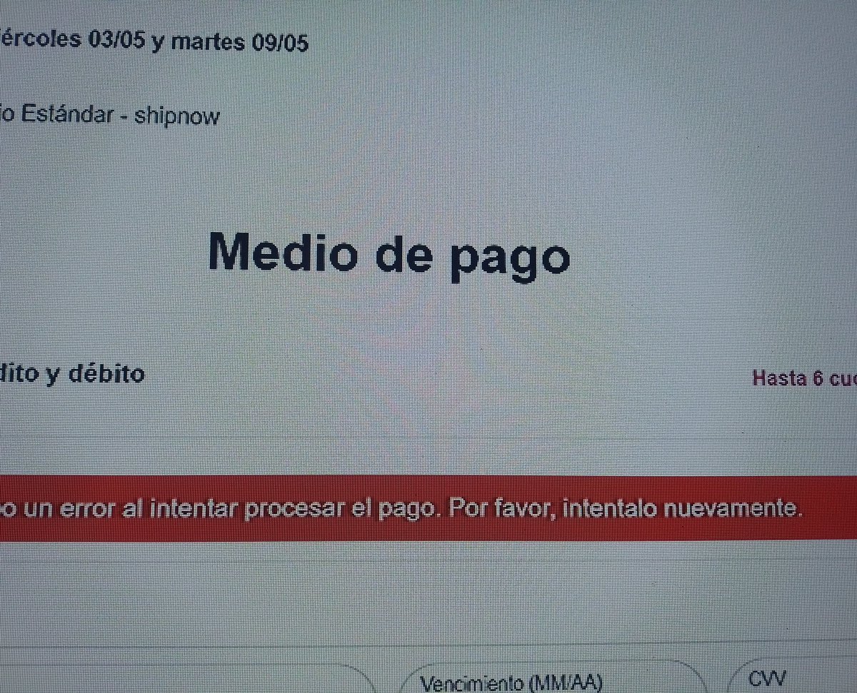 gisedelafe09's tweet photo. Estoy hace más de media hora intentando comprar el nuevo perfume de @stephaniedemner y no me agarra el pago. Necesito saber si alguien más está como yo, porque me va a dar un algo si no lo consigo 😭  siento que se está por agotar 💔 https://t.co/8OFSFxE9J0