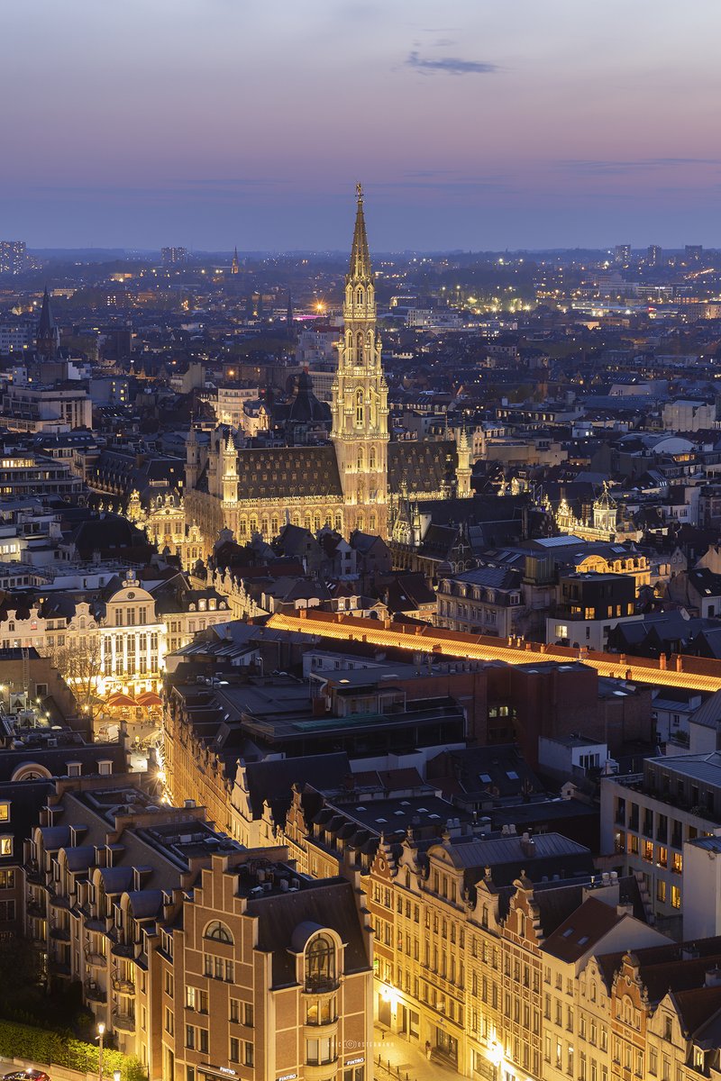 Hôtel de Ville de Bruxelles #bruxelles #brussels #bxl <a href="/VilleBruxelles/">Ville de Bruxelles / Stad Brussel</a>  <a href="/welovebrussels/">We Love Brussels</a> <a href="/visitbrussels/">visitbrussels</a> <a href="/PhilippeClose/">Philippe Close</a>