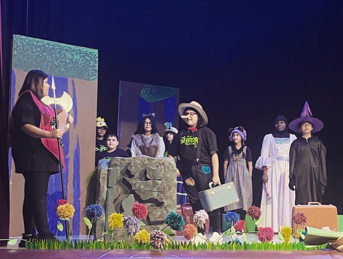 We’ve had a bit of an “intermission” since our last school play,  but it was so nice to have it back! Shrek Jr wowed our teachers, students, and families! Bravo Hornets! #21learns