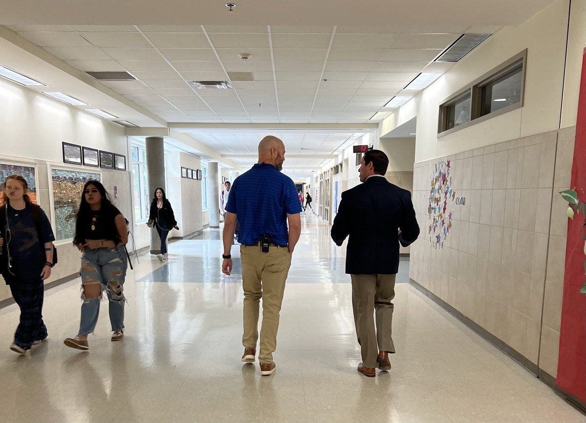 If we want to create a better future for Texas then we must invest in our future leaders. <a href="/wsisdschools/">White Settlement ISD</a> is doing just that! 

We had a great time meeting with hundreds of <a href="/brewerhighwsisd/">@brewerhighwsisd</a> Seniors today. These young adults are motivated, engaged, and ready to take the next step in