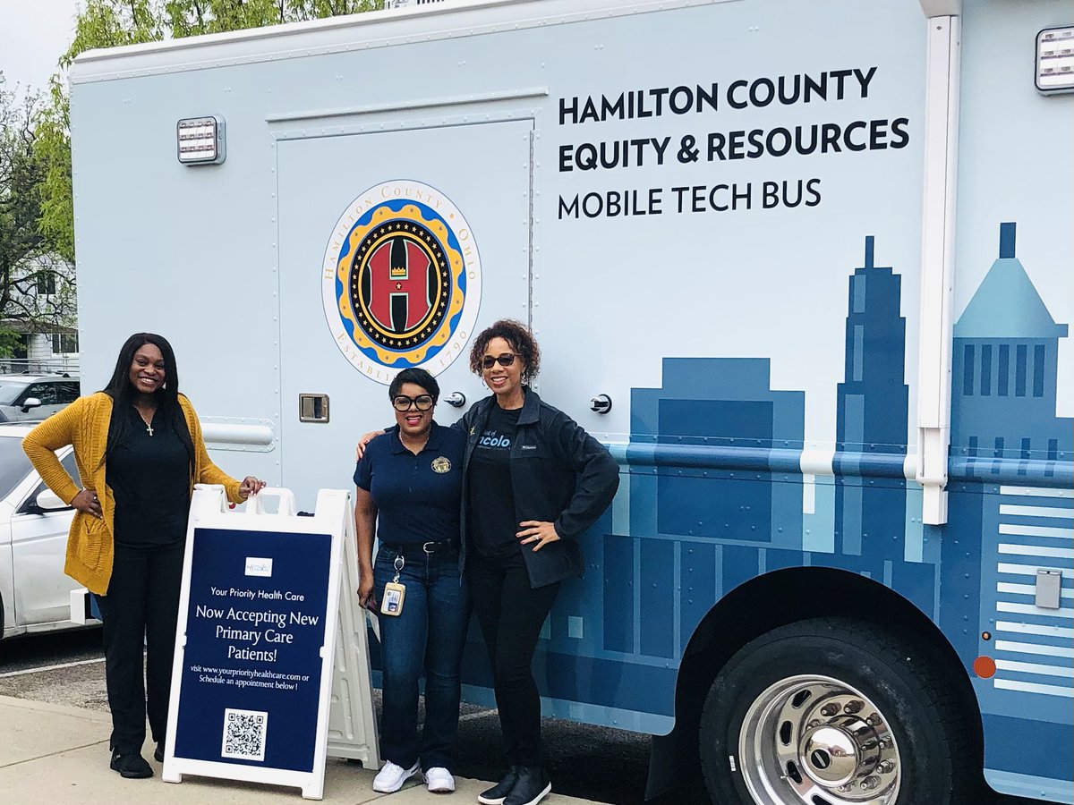 Sherry_Hughes's tweet photo. Reach out & touch somebody’s hand make this world a better place if you can! 🙏🏾Thank you #513ReliefBus @HamiltonCntyOH We get it! @CancerAdvisors https://t.co/tHeLrF9XfI