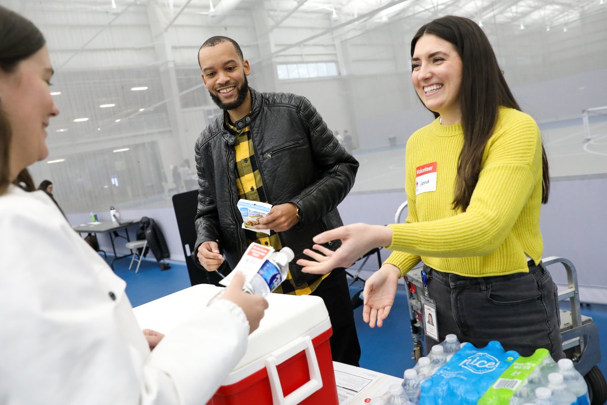 UWMLife's tweet photo. We’re proud to have a team where we support each other at work and also in life. Thanks to the generosity of our team members, hundreds of lives will be impacted and potentially saved from today’s blood drive. ❤️ https://t.co/x4YC4deZJB