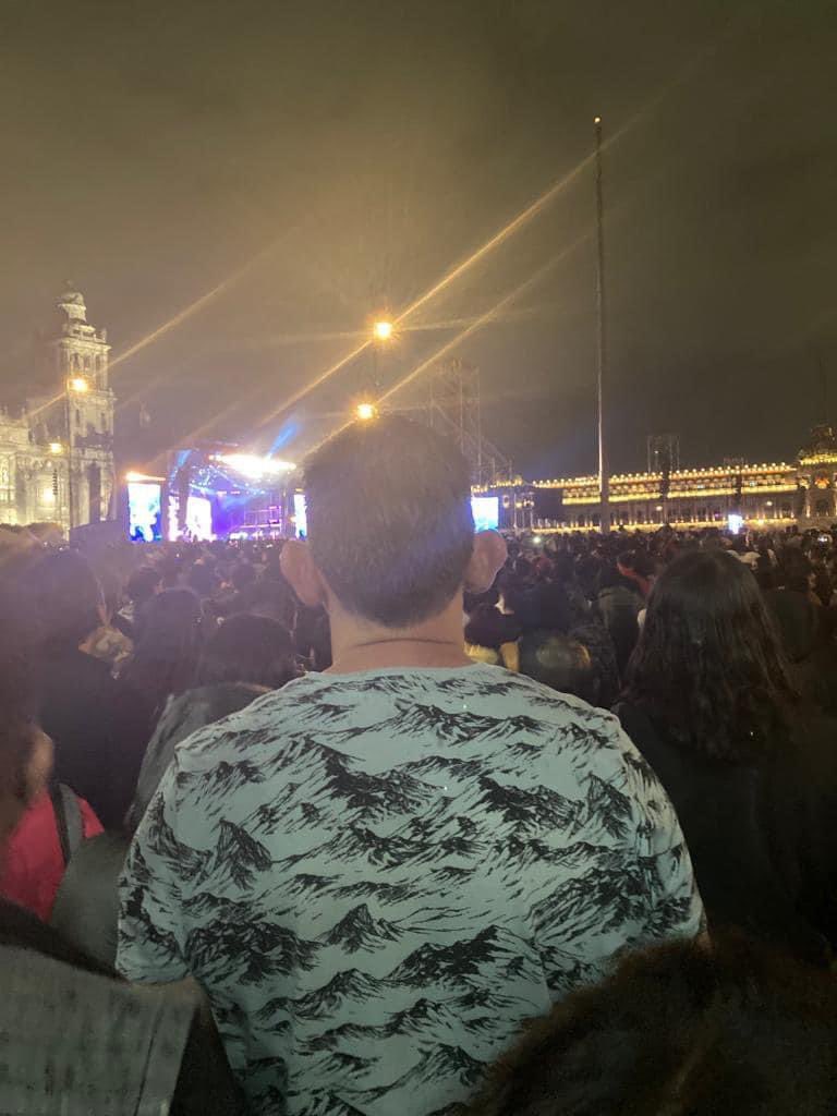 BorrachosVIP's tweet photo. Nomms bro, no me dejas escuchar 🙄 https://t.co/Q9CZ4QMleA