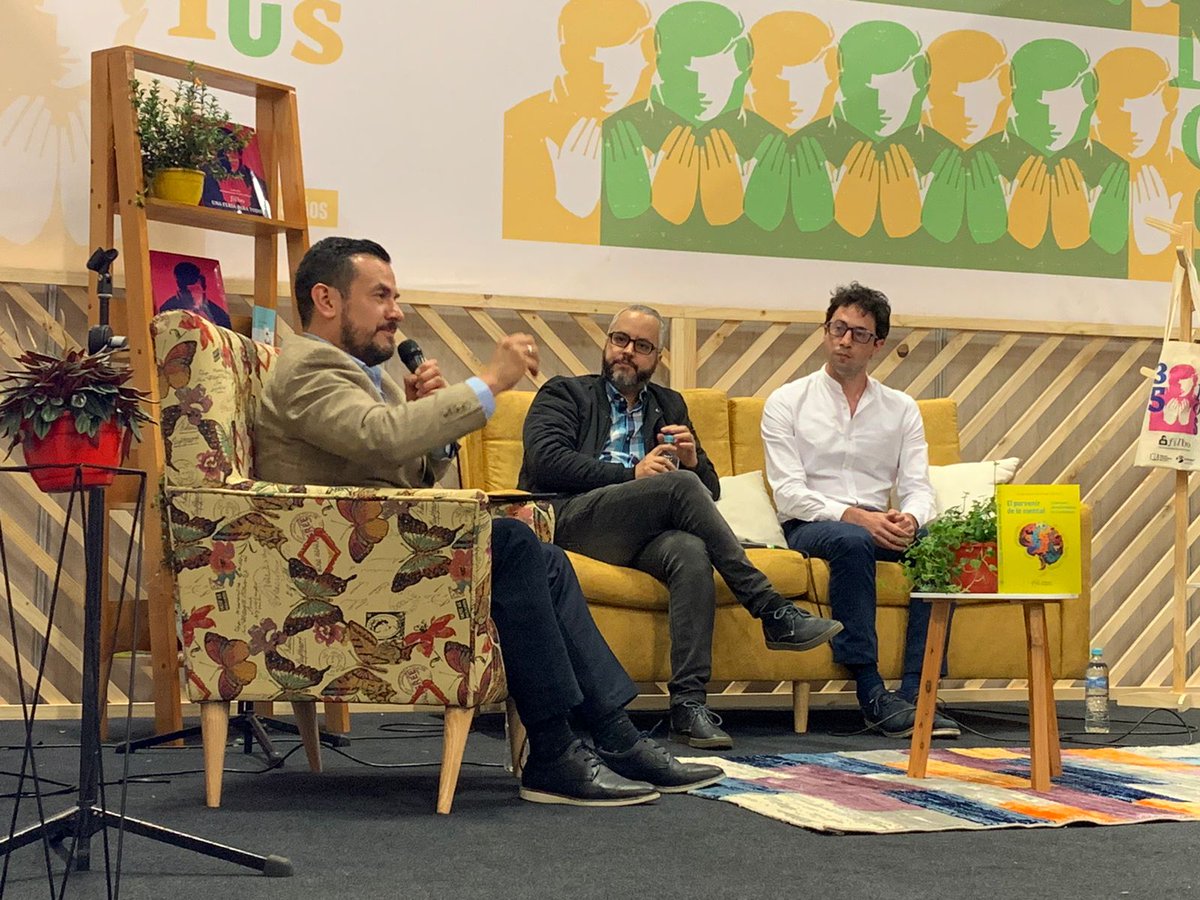 manualmodernoco's tweet image. Gracias a todos los participantes que asistieron a nuestro conversatorio EL PORVENIR DE LA PSICOLOGÍA 

Autor del libro: Jorge Emiro Restrepo 
Panelista: Santiago Amaya Nassar 
Moderador: Alejandro Jimenez