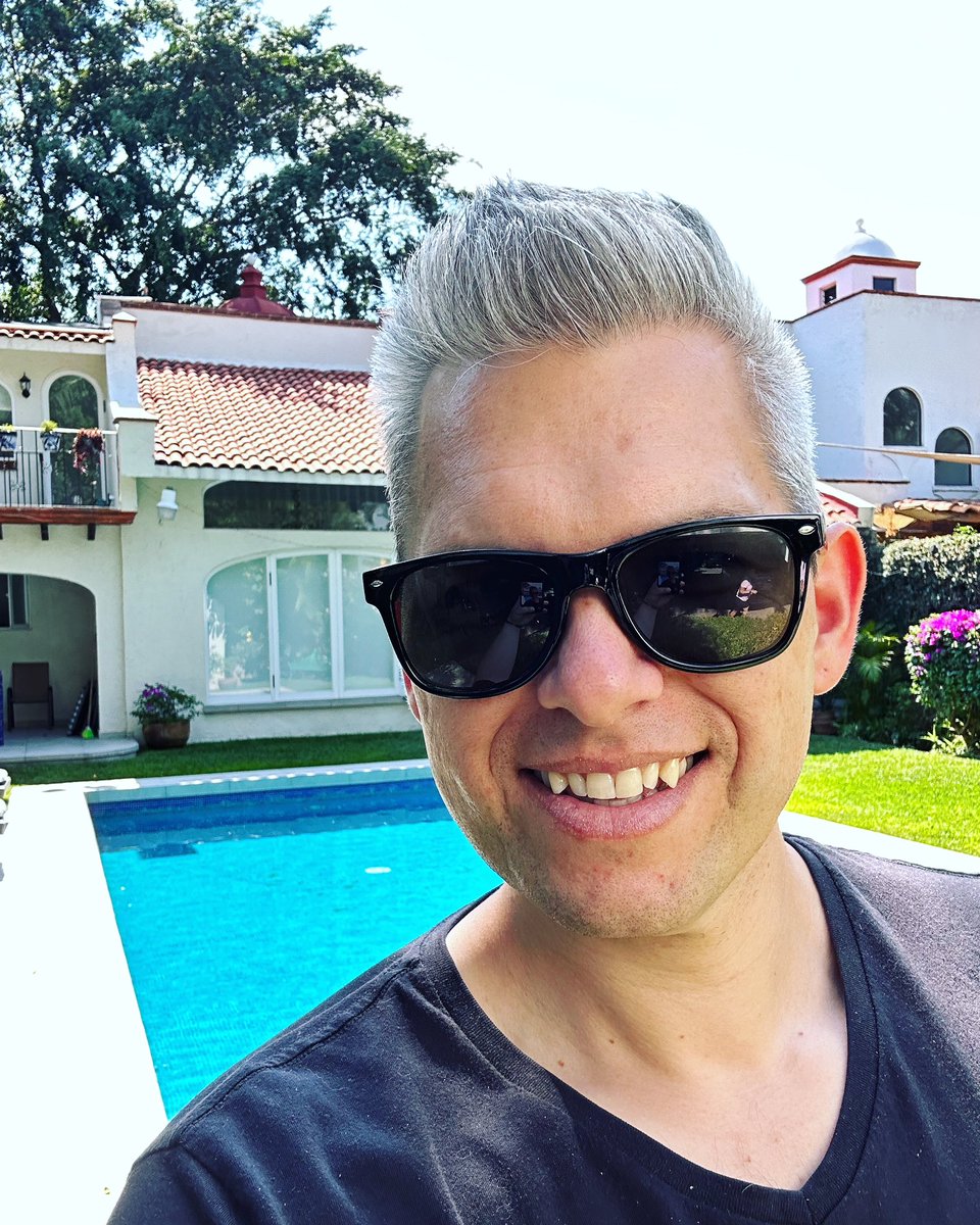 coreygonzalez's tweet photo. Enjoying the journey!

#live #work #play #enjoythejourney😎 #travel #remotework #growth #coaching #consulting #success #thrive #youareunique #beunique https://t.co/1v3cWjKyVJ