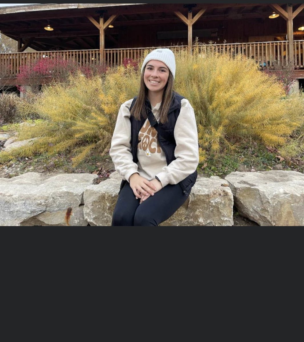 Happy Bday to senior <a href="/MacySantoni/">Macy Santoni</a>! Have a great day!