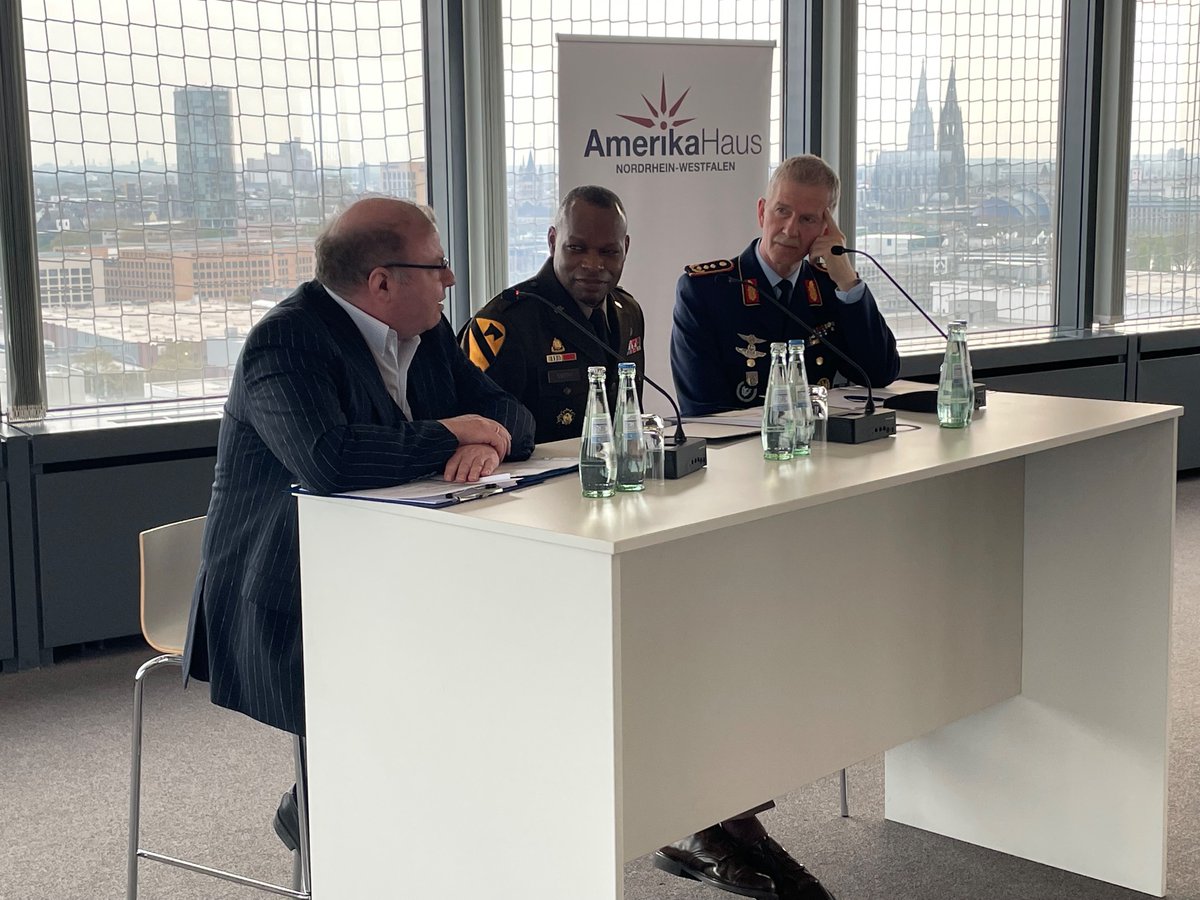 21stTSCCG's tweet photo. Shoulder to Shoulder….Big honor to join Lt. Gen. Martin Schelleis, Chief of @SKB_JSES during a great panel discussion hosted by the AMERIKAHAUS! Truly indicative of our continued partnership, and commitment to Sustaining NATO!!
#FirstInSupport
#StrongerTogether
#WeAreNATO https://t.co/IPaniFLeK9