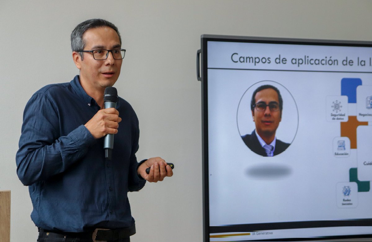 liid_utpl's tweet image. ☕¡El Café Científico "La inteligencia artificial y su aplicación en nuestro entorno" fue todo un éxito! 🤖☕️

 🧑‍🏫Expertos en el tema nos hablaron sobre las últimas tendencias en IA y su impacto en diferentes entornos.