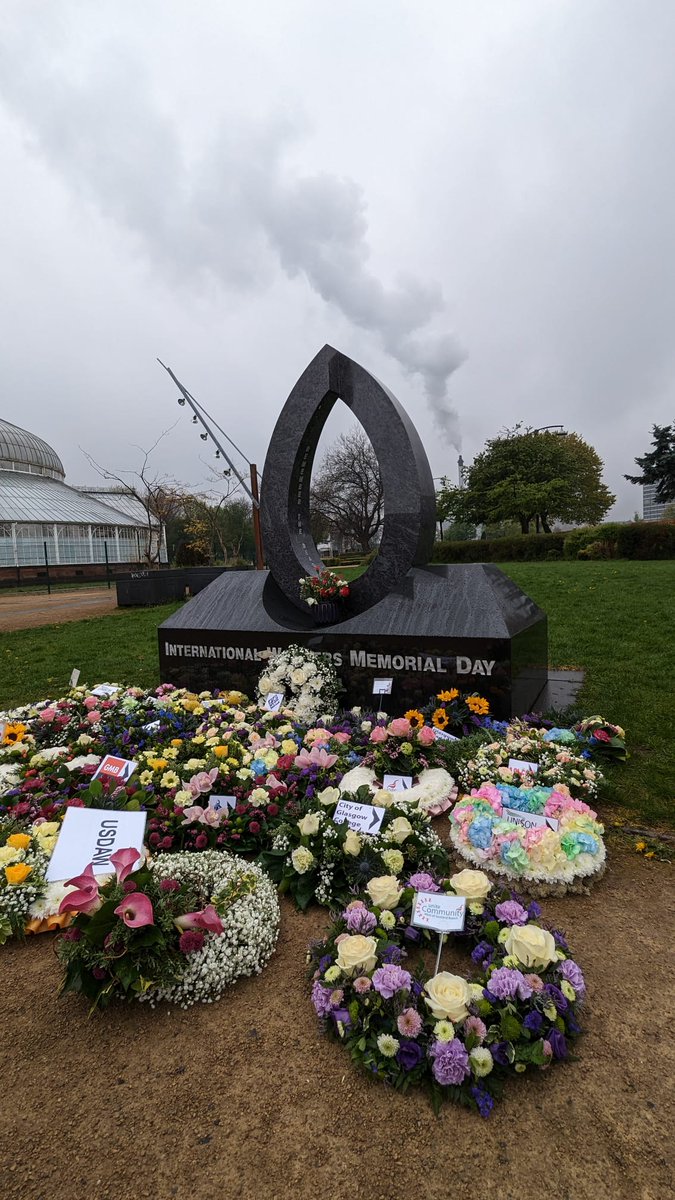 On International Workers Memorial Day we remember those that have lost their lives during their job. 

Our members have been attending memorial services across the country today to pay our respects to those workers. 

#IWMD23