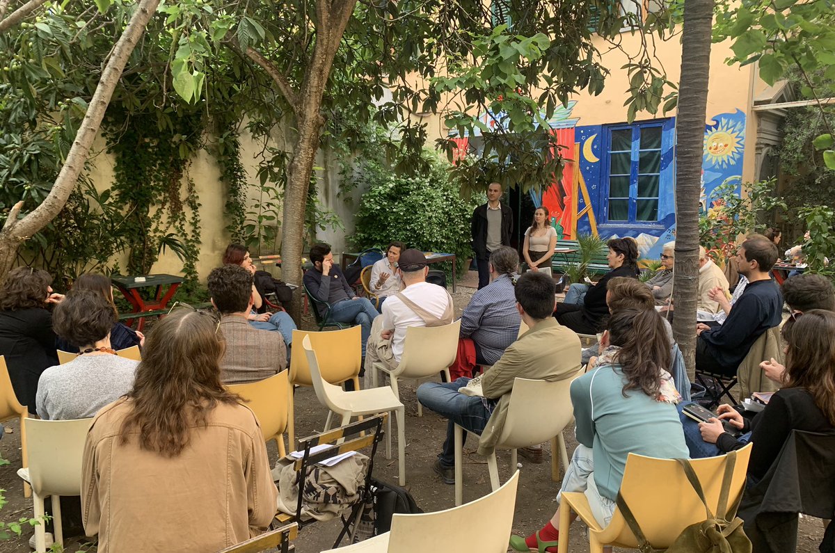 Isa_HernaP's tweet photo. great turn out for the event “#queer tra #colonialismo e #migrazione” at @libriliberied with three amazing speakers and an enriching discussion from the public! big thanks to the @EUI_QFG for organising this and to have included us in the event planning ✨ https://t.co/HvQA0bL5Ui