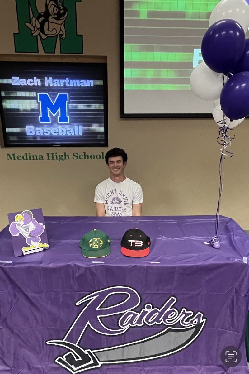 Medina Bees Baseball tweet media