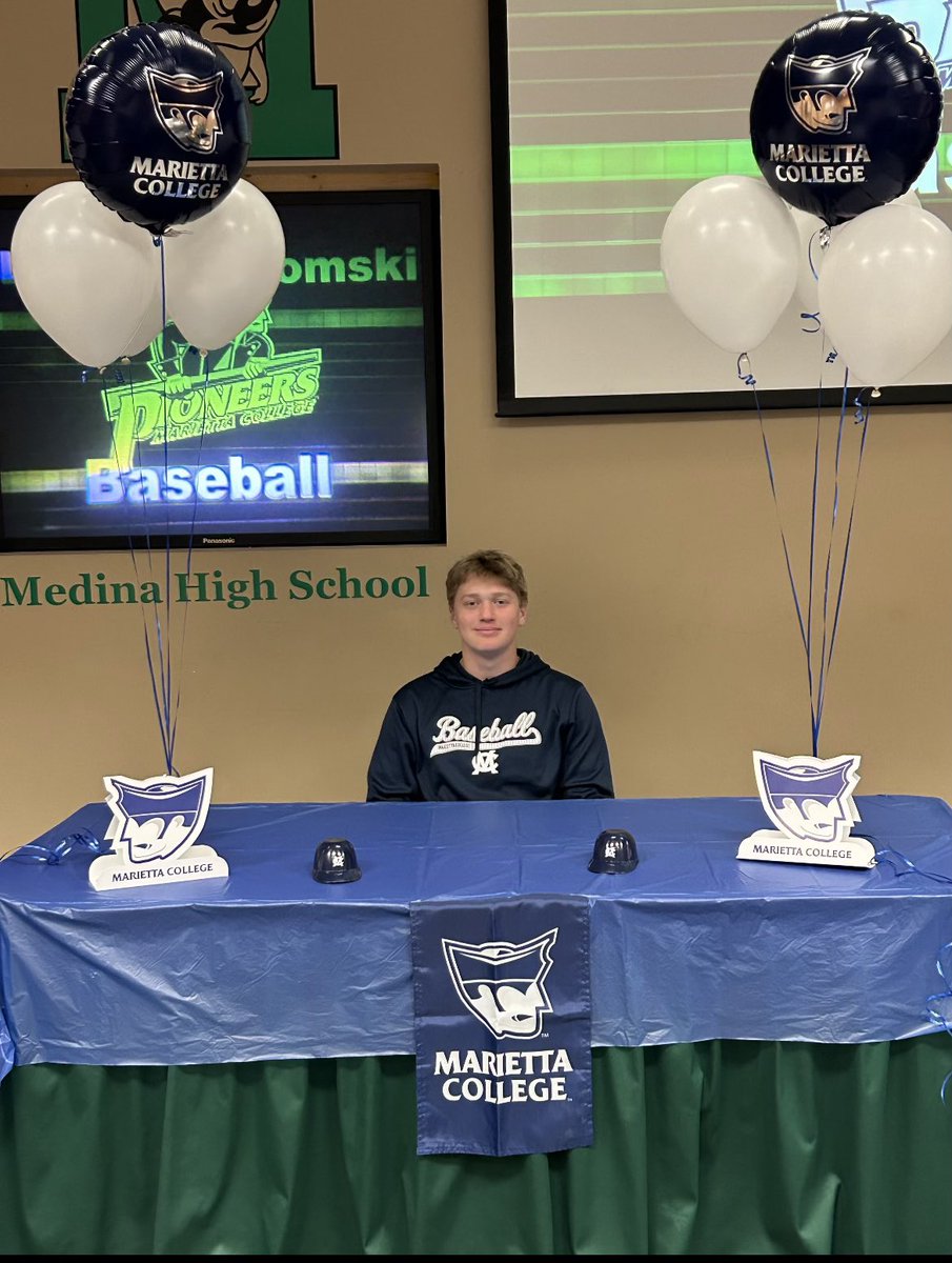 Medina Bees Baseball tweet media
