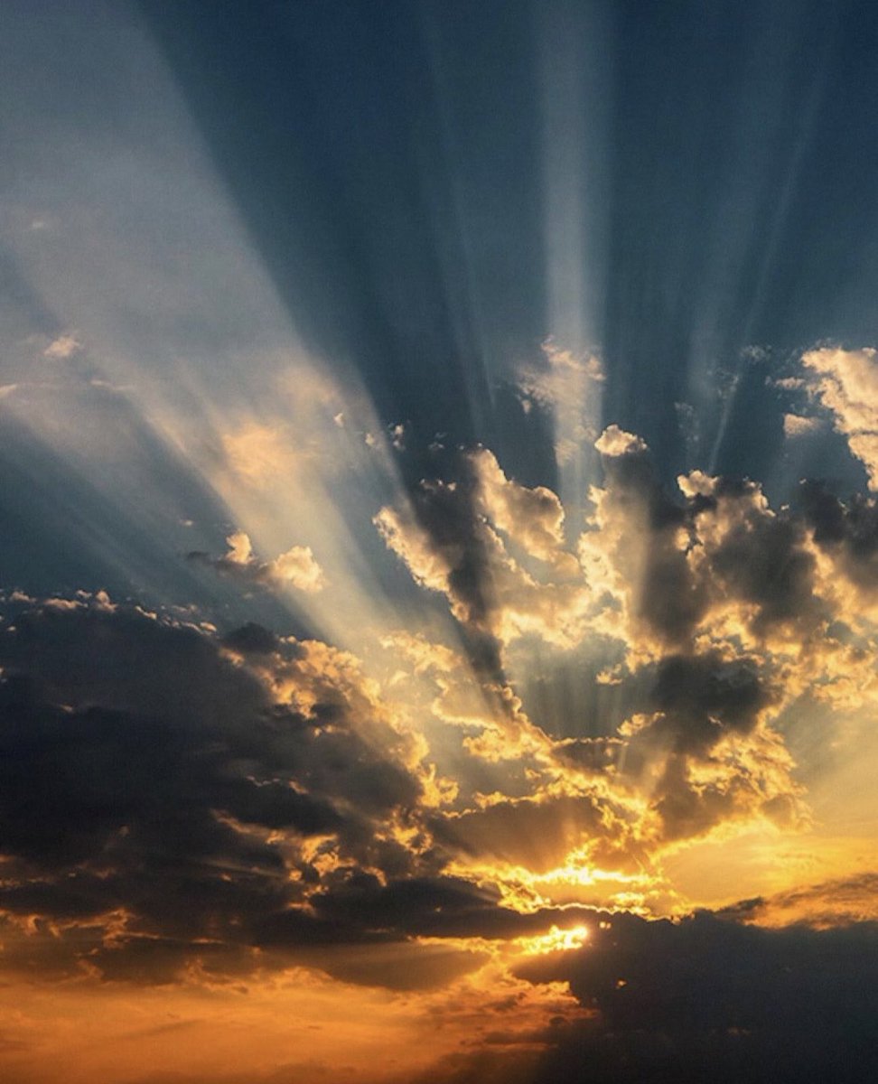 The heavens declare the glory of God!