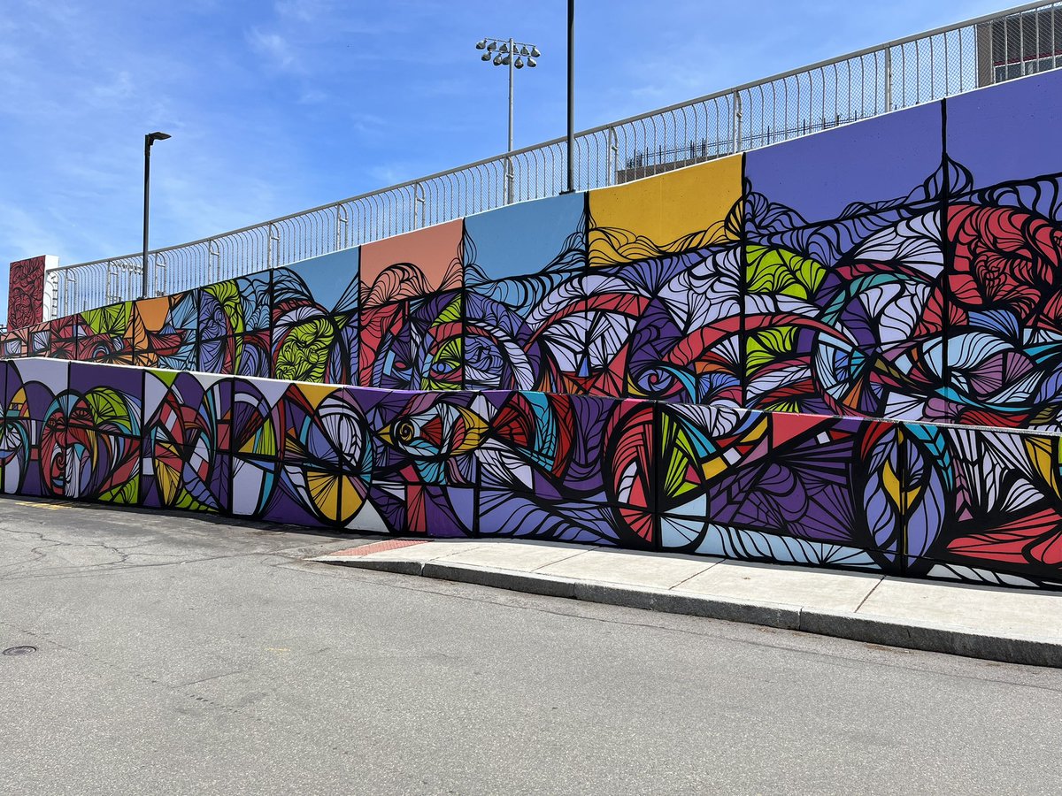 VisualStudiesNU's tweet image. We think Daniel Anguili’s new mural/refresh looks just great! Such vibrant colors and just in time to add a bit of cheer to our graduation festivities! @Northeastern @NU_CAMD