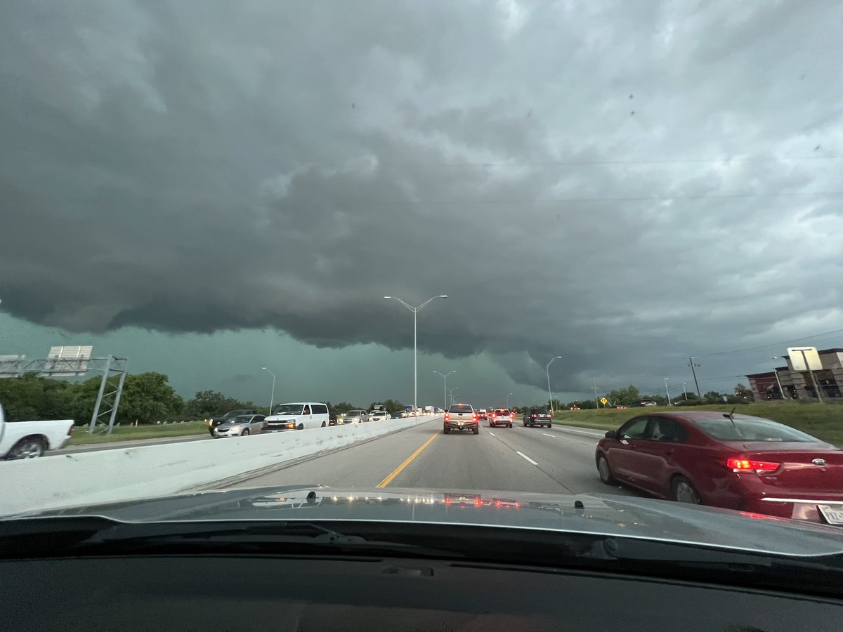 Driving through <a href="/georgetowntx/">City of Georgetown</a> this afternoon. #atxwx #weather #storms #severeweather #lightning
