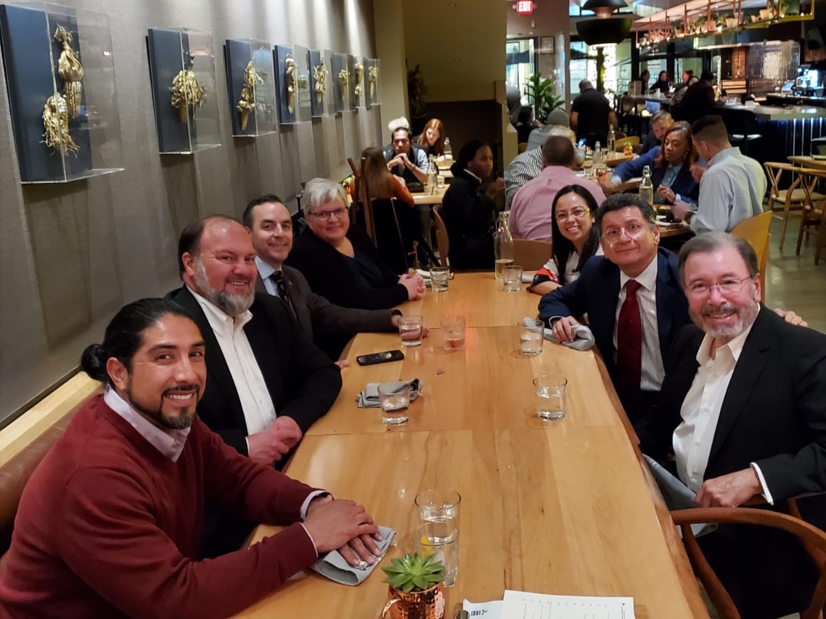 FreshProduceAA's tweet photo. Had a wonderful dinner with our friends at the Mexican Embassy in Washington DC this week, discussing the importance of trade and fresh produce for the U.S. and Mexico. #freshproduce #internationalrelations #FPAA #MexicanEmbassy #WashingtonDC https://t.co/MLQI16xjD6