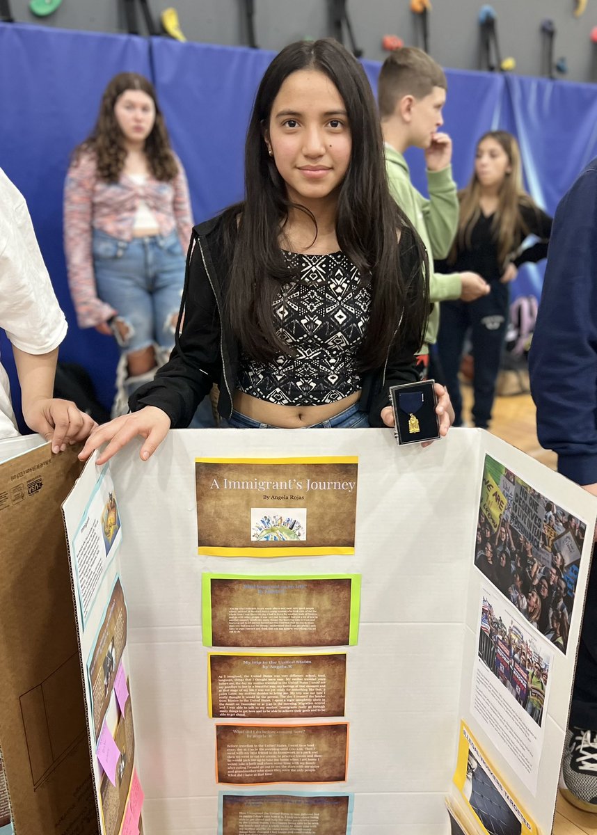 mlopezwalters's tweet photo. Just heard the fantastic news that ESM students Deisy Camey Alvarado, Angela Rojas, and Yajavi Sosa Villeda have won Civic Readiness awards today! I couldn't be more proud. ¡Estoy muy orgullosa de ustedes! #ENL #esmsharks #civicreadiness https://t.co/yHa6wECHn6