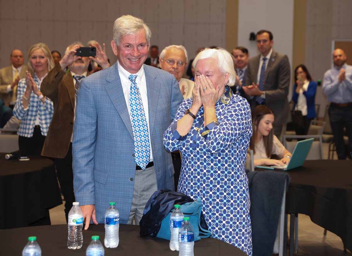 ukyengineering's tweet photo. Big news! 🚨 📰 We are now the Stanley and Karen Pigman College of Engineering! 

The Pigmans have pledged more than $34.5 million to UK Engineering — marking the largest single gift in the 158-year history of the university.

Read the full story here: https://t.co/oxB73GwLqG https://t.co/KlyLfksvCE