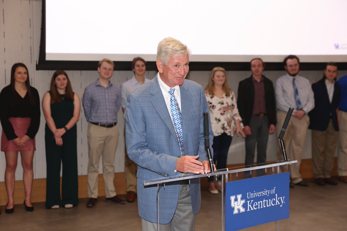 ukyengineering's tweet photo. Big news! 🚨 📰 We are now the Stanley and Karen Pigman College of Engineering! 

The Pigmans have pledged more than $34.5 million to UK Engineering — marking the largest single gift in the 158-year history of the university.

Read the full story here: https://t.co/oxB73GwLqG https://t.co/KlyLfksvCE
