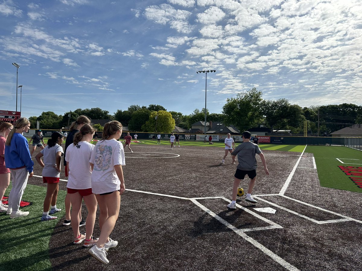 Marcella Englishmen M.Ed. tweet media