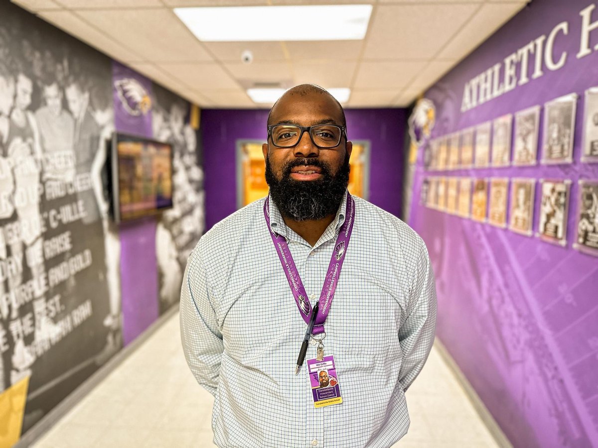 CISEagles's tweet photo. We want to congratulate Mr. Will Griffin on being named the new  Diversity Coordinator for the Campbellsville Independent School District! Mr. Griffin has been with CISD for 8 years in two different stints. Congratulations Will on this new roll at CISD!!
#changinglives https://t.co/ZovphVt6j2