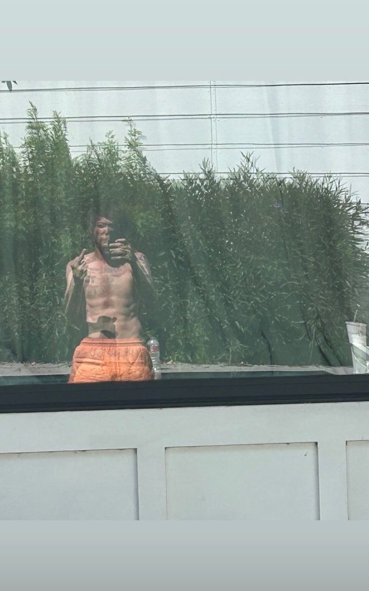 HACEME MIERDA Q ME DEJO