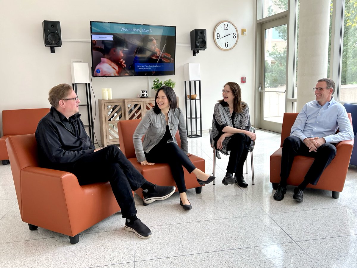 Primo Artists tweet media