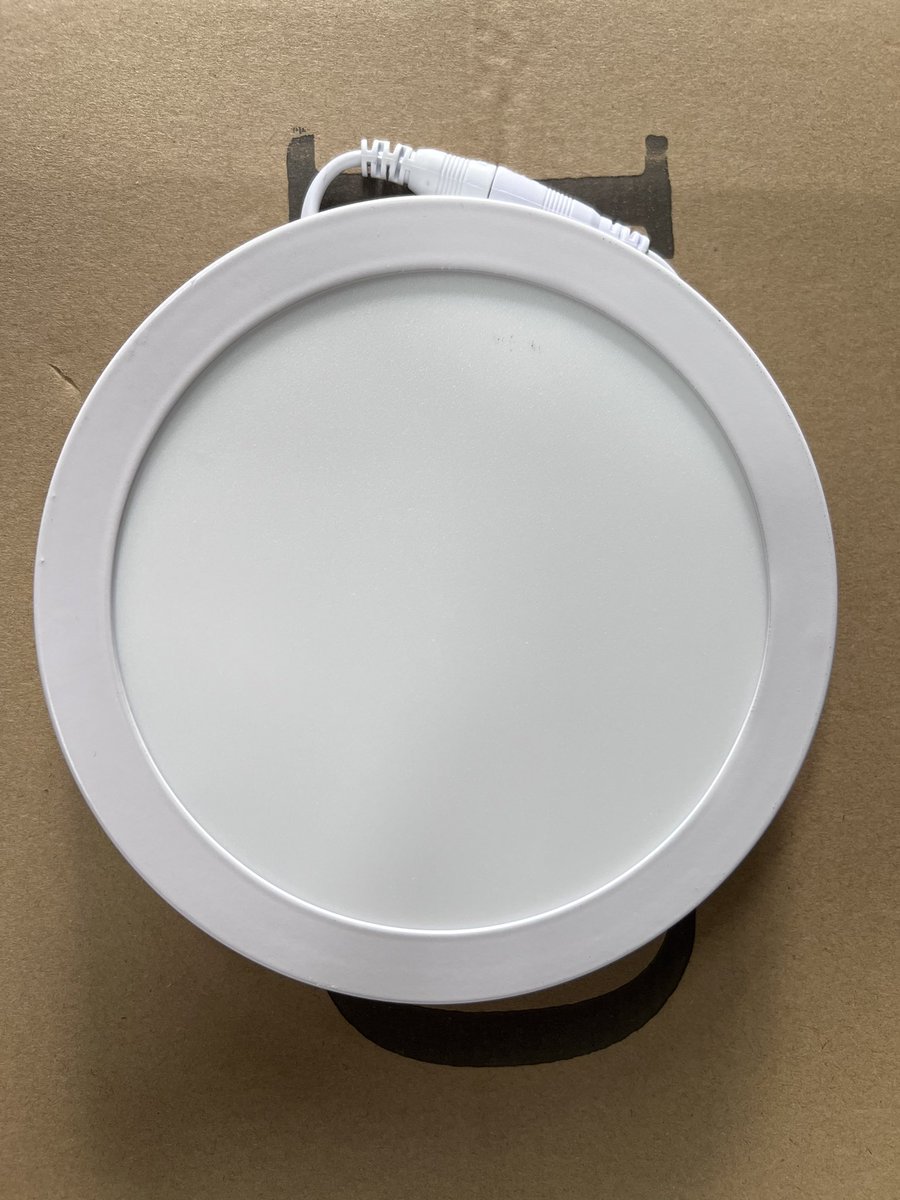 TopuLEDlight tweet picture