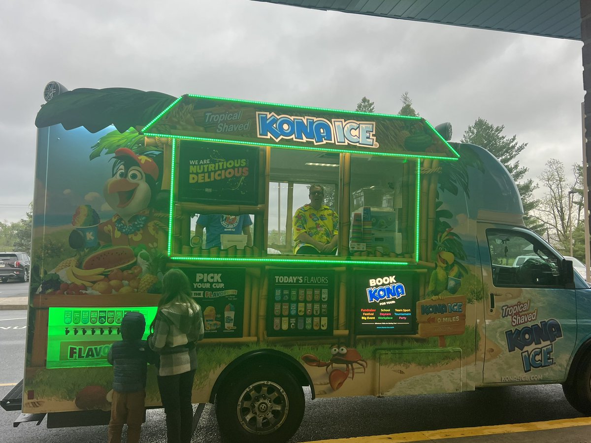 Come out to Monroe Elementary School Food Trucks tonight! 6-8 PM Marsico’s A Taste of Italy, Mad Dash, and Kona Ice!