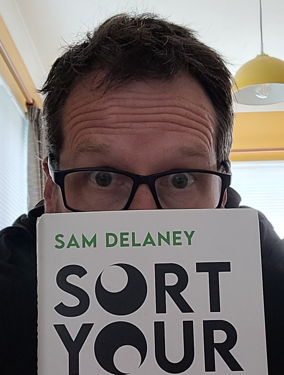 Oi @DelaneyMan this just arrived in the post from England for me. I'm going to have to go against my Lampardiest instincts and start it before finishing the book I'm currently reading. This is MOST IRREGULAR.