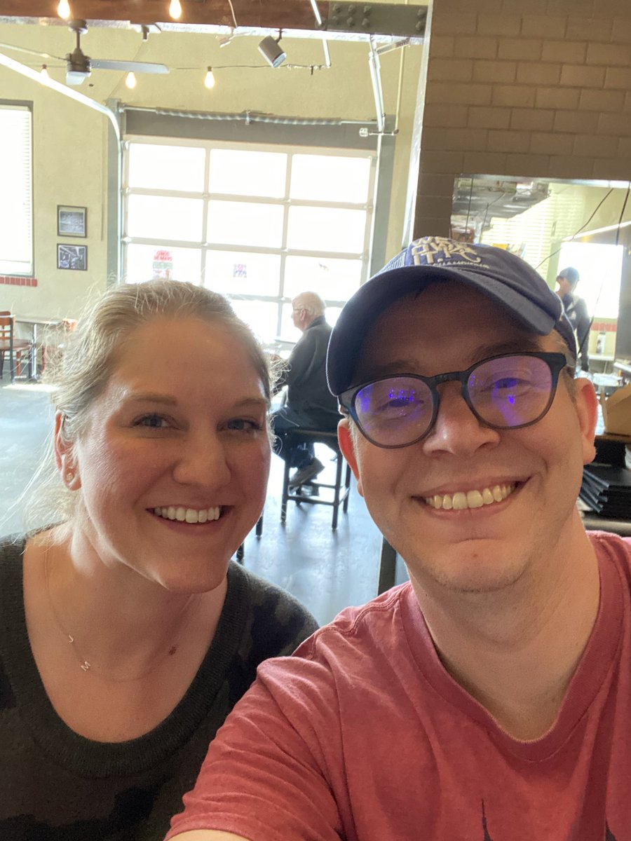 BrandonCarlis14's tweet photo. Happy 35th to this old broad! https://t.co/qQR0yr6e5y